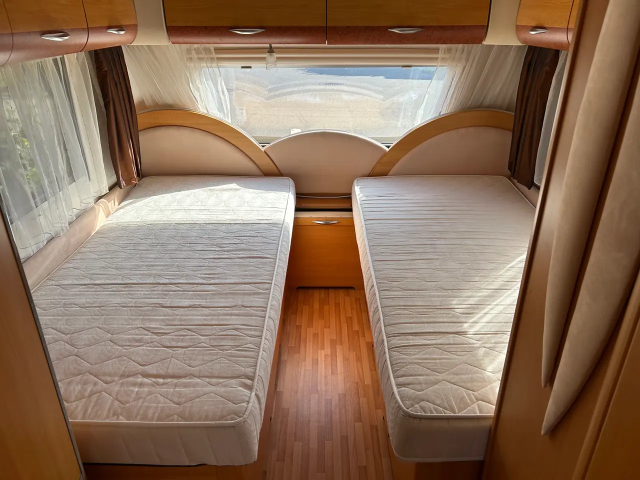 Billede 3 - LMC 570 E Campingvogn, køreklar
