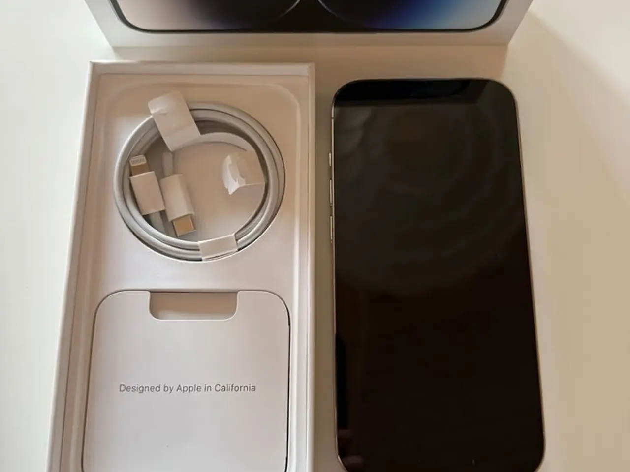 Billede 2 - super velholdt iphone 14 pro, 100% batteri