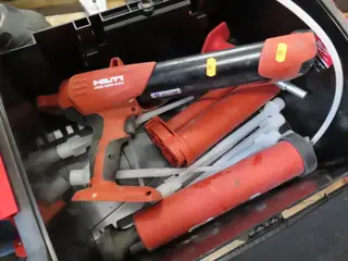 Akku-fugepistol HILTI