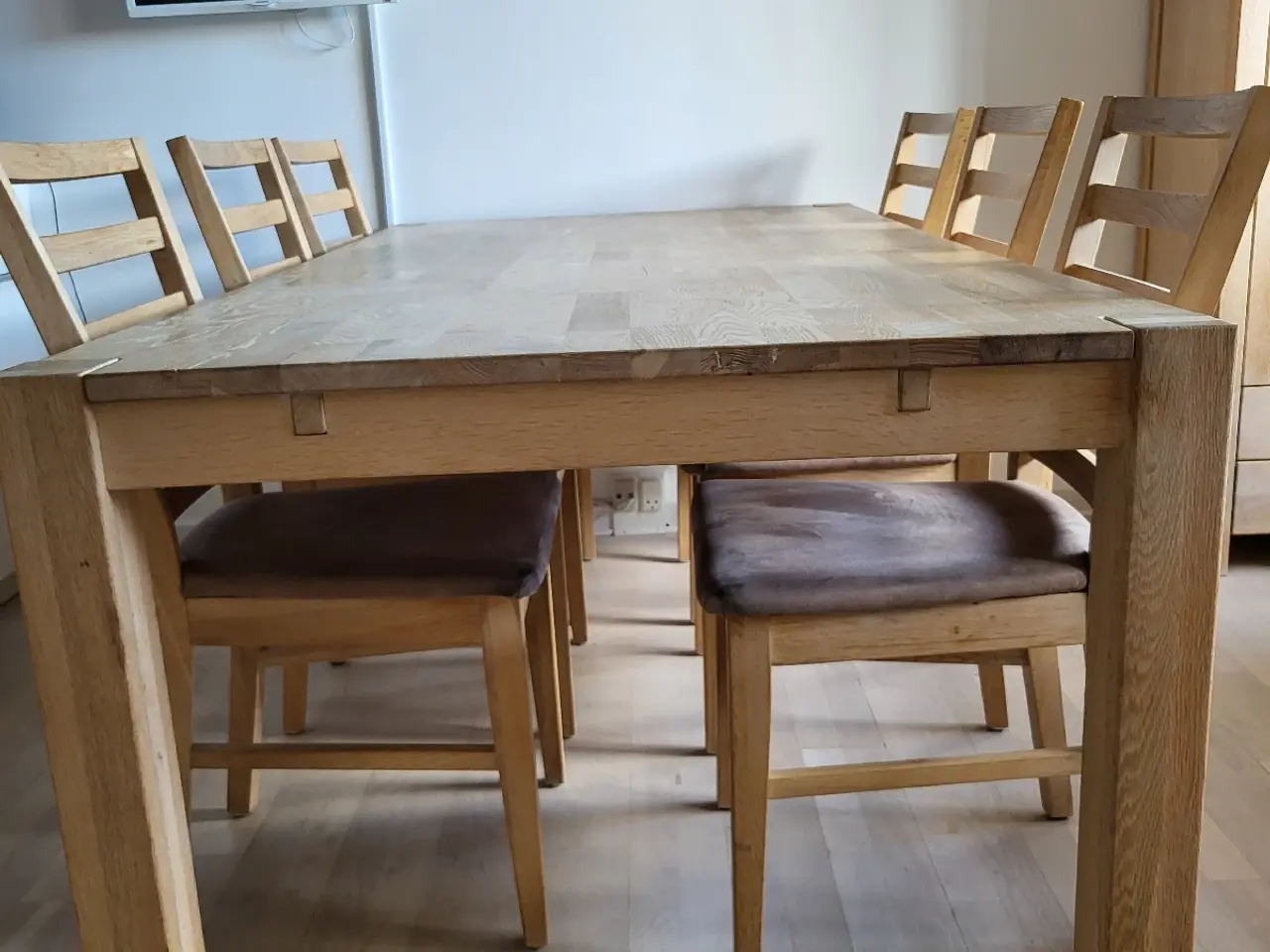 Billede 2 - Spisebord m/plader og stole
