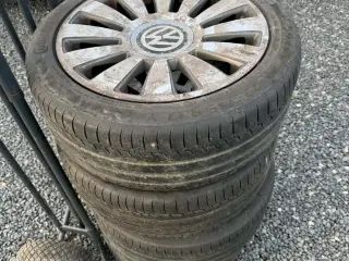 17" VW alufælge med Continental sommerdæk