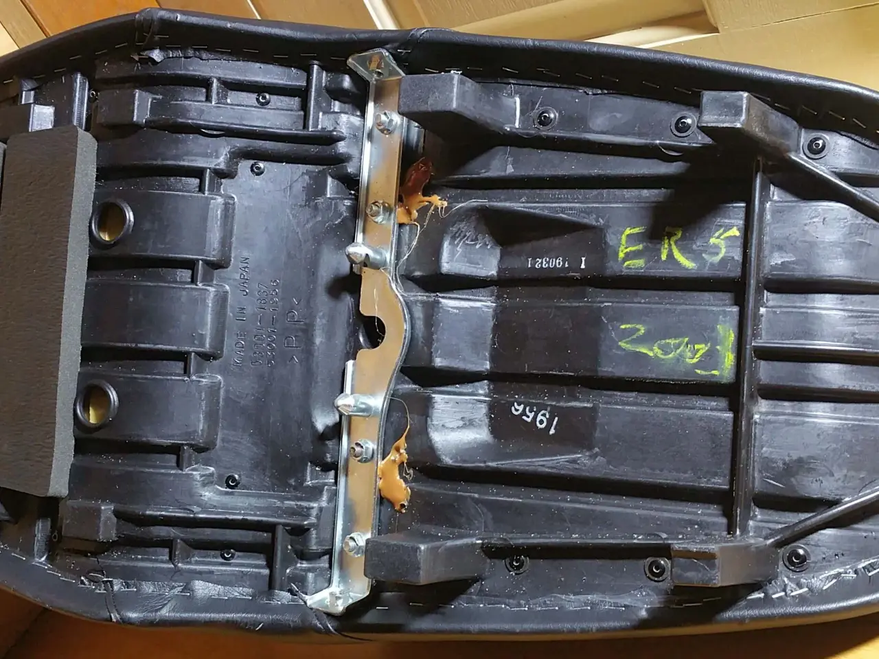 Billede 3 - Kawasaki ER-5 97-05 Komfort-sæde NY