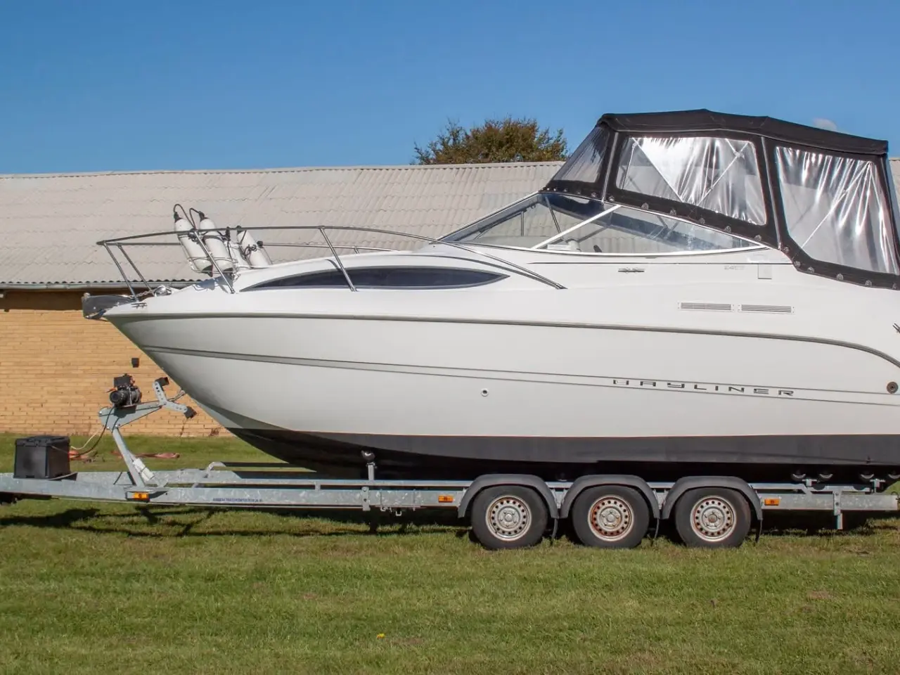 Billede 1 - Bayliner 2455 Ciera m. bådtrailer
