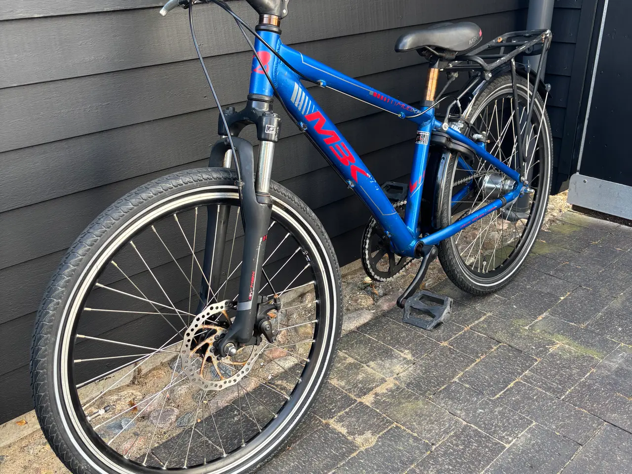 Billede 1 - Børnecykel 24” blå - MBK Mud XP