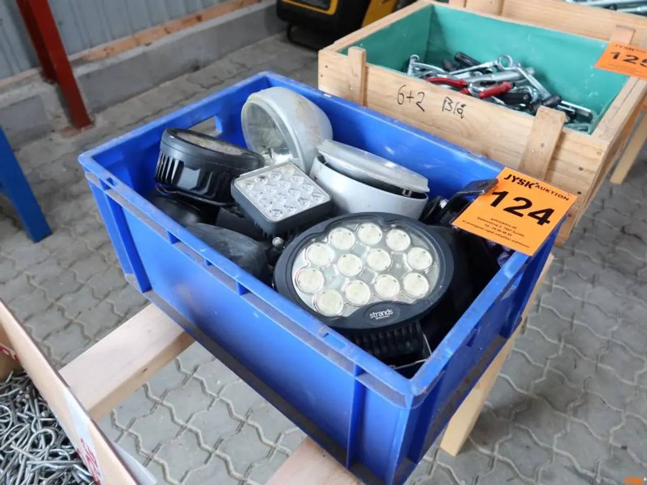 Billede 1 - KASSE diverse ly