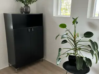 Sort Rumas kontorskab