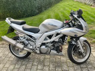 Suzuki sv1000 S