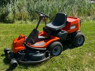 Husqvarna Rider 11C Havetraktor – 10,5 HK Briggs &