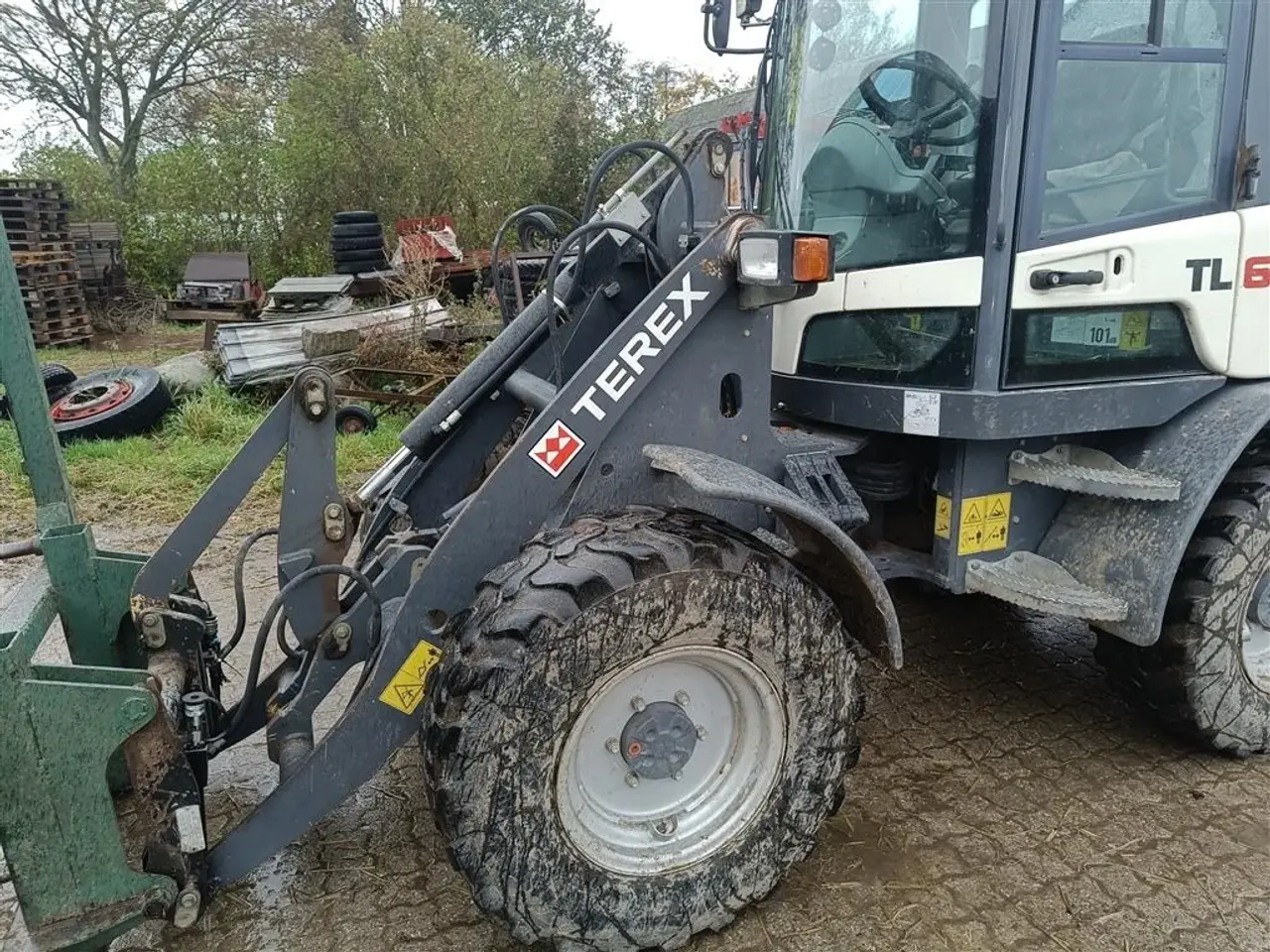 Billede 2 - Terex TL 65 skovl & pallegafler