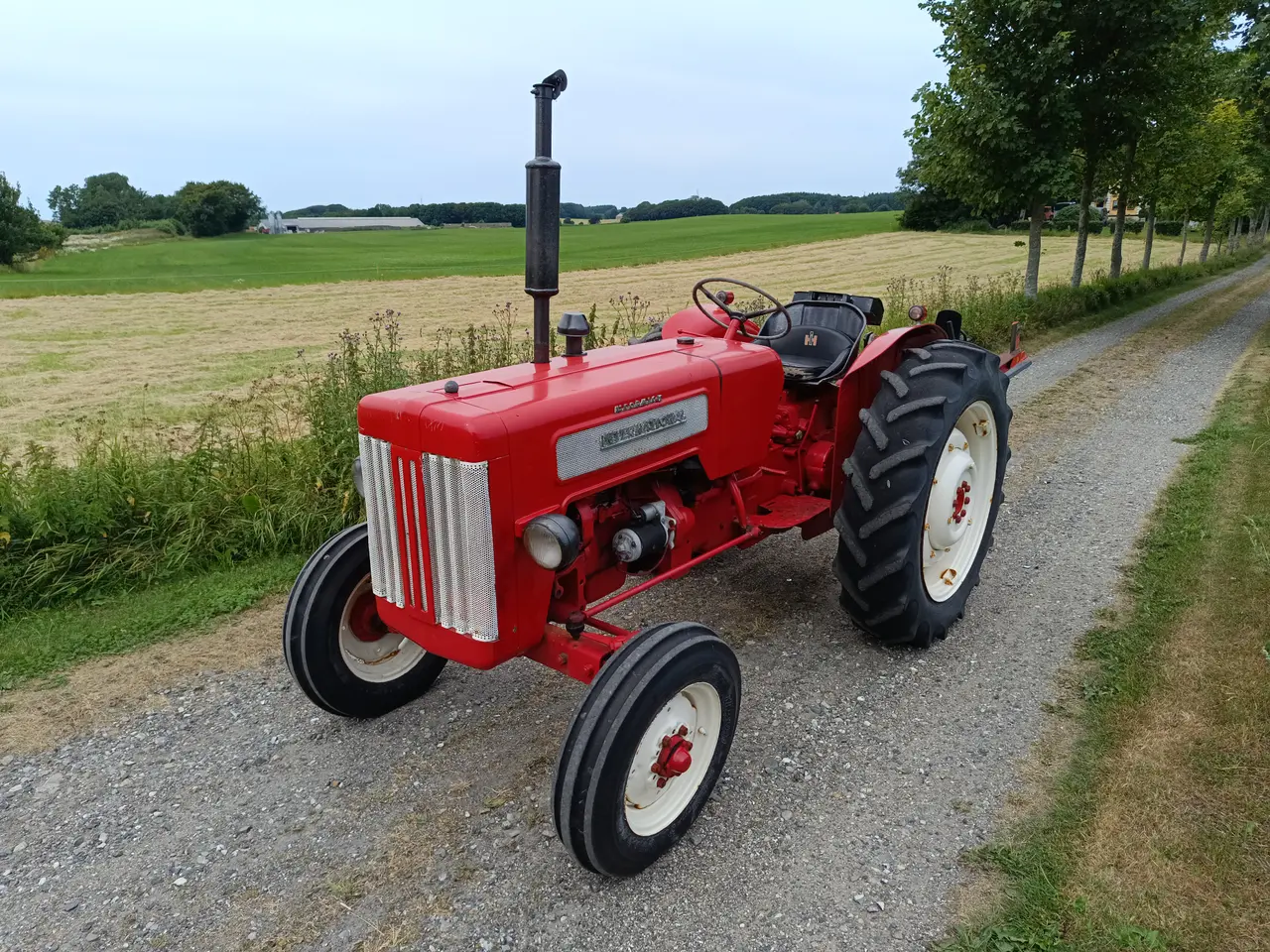 Billede 2 - 1964 IH B-414 diesel veterantraktor