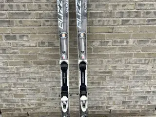 Blizzard Magnum 7.4 - Carvingski