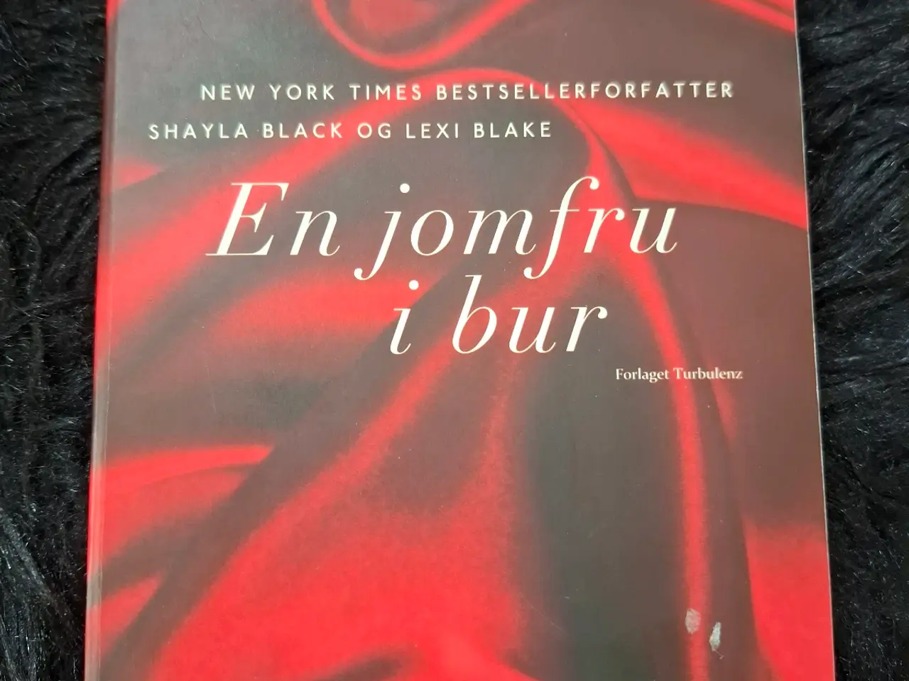 Billede 1 - En Jomfru I Bur 