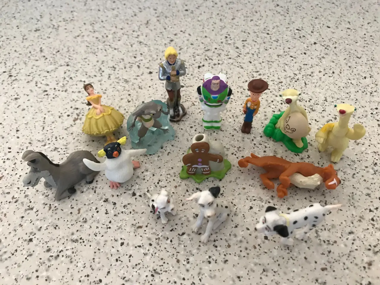 Billede 2 - Disney MINIfigur (14 stk)Perfekt til Julekalender.
