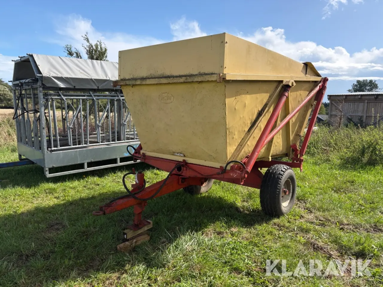 Billede 1 - korntipvogn til traktor