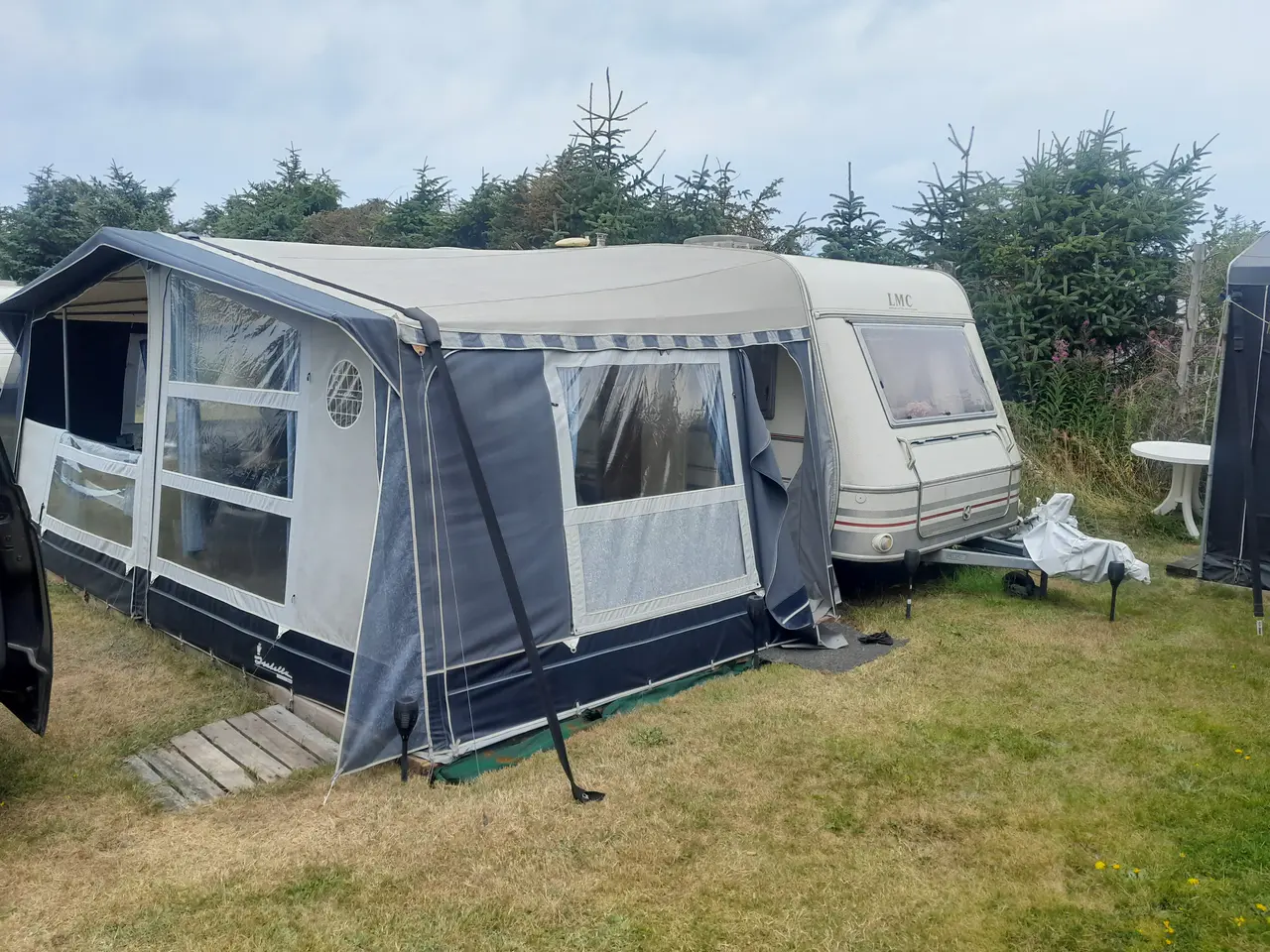 Billede 1 - LMC 510 campingvogn på fast plads