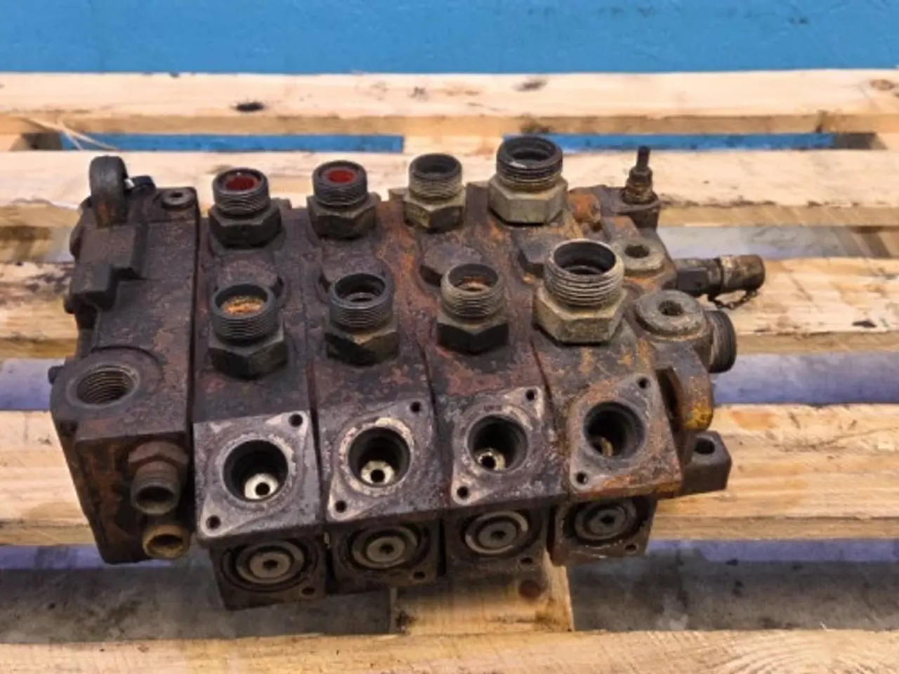 Billede 2 - JLG 307 Hydraulik Ventil 4641359