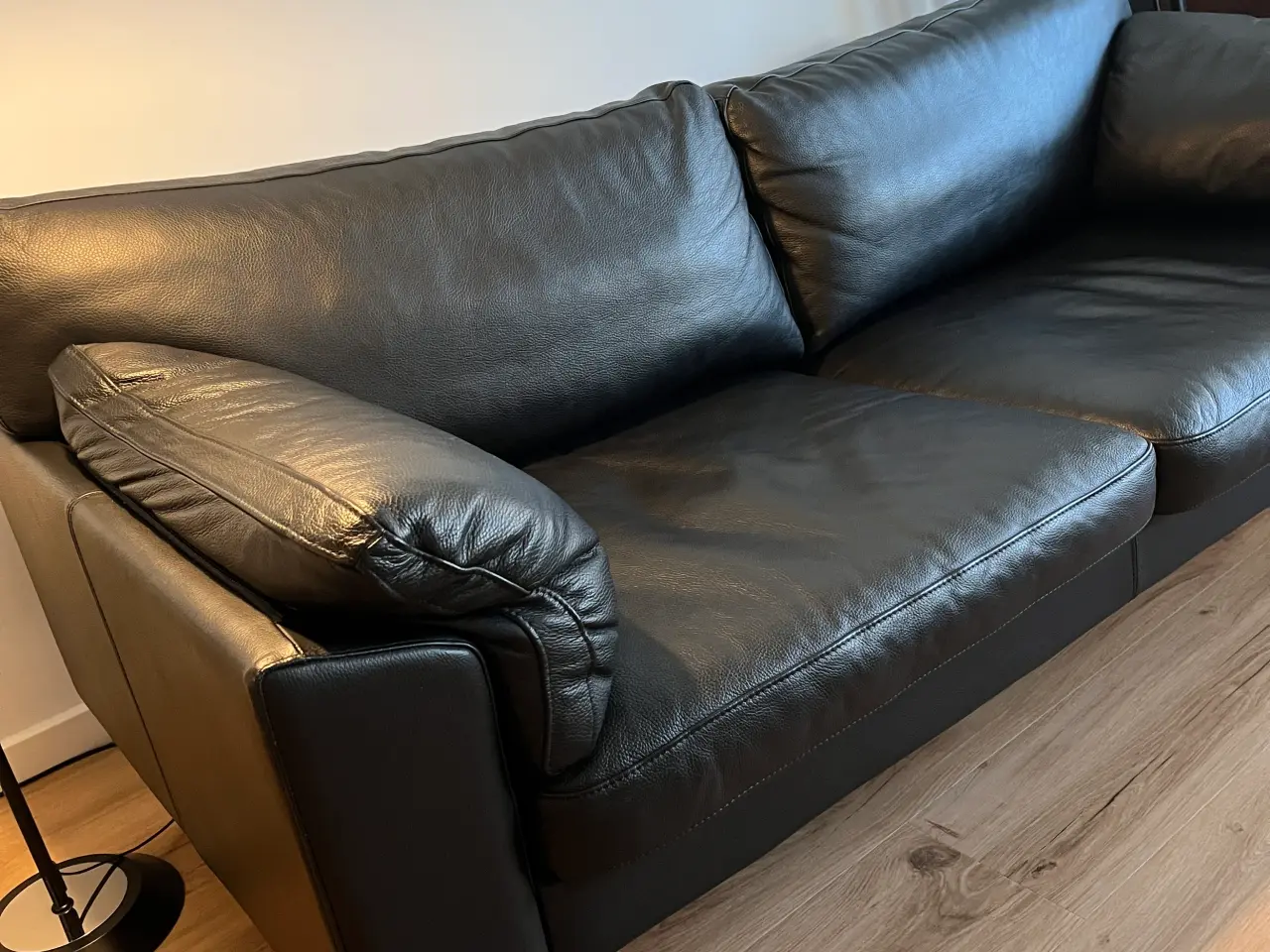 Billede 1 - Flot Sofa , Skalma, ægte Okselæder,