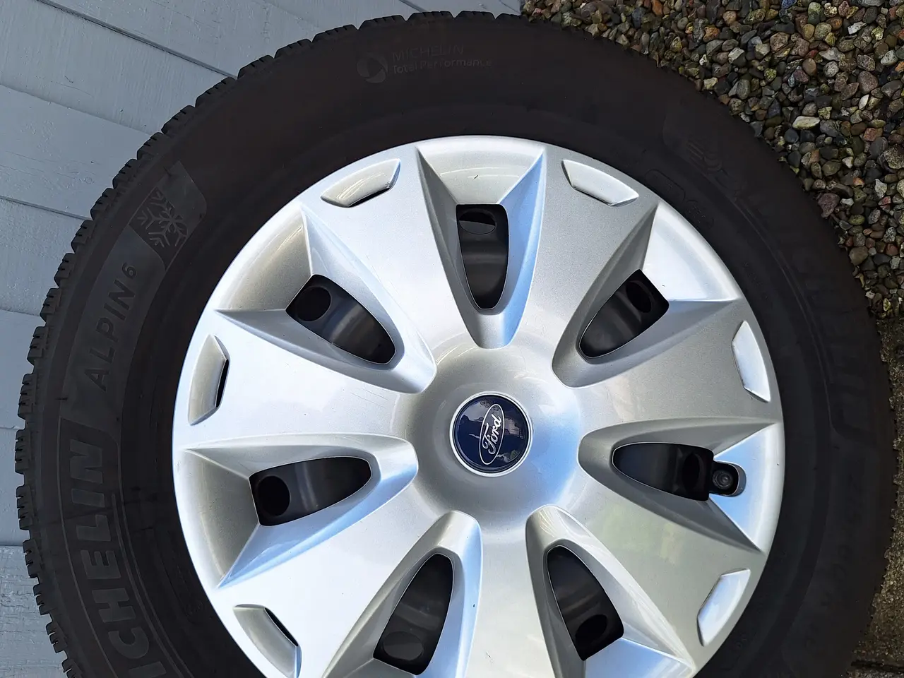 Billede 2 - Vinterdæk på stålfælge Michelin Alpin