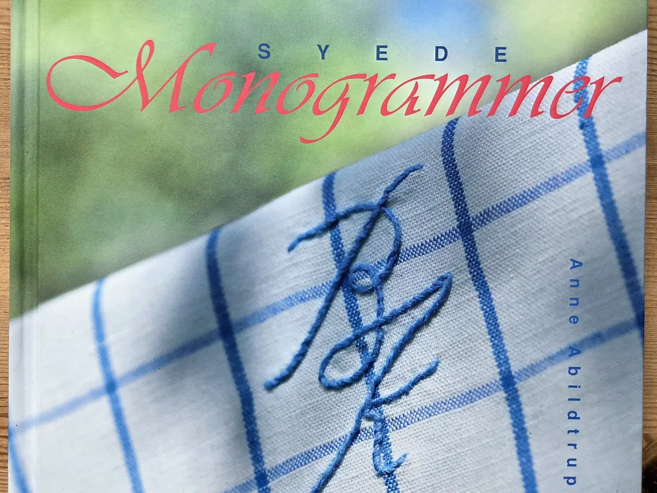 Billede 1 - Syede monogrammer  -  broderi-bog