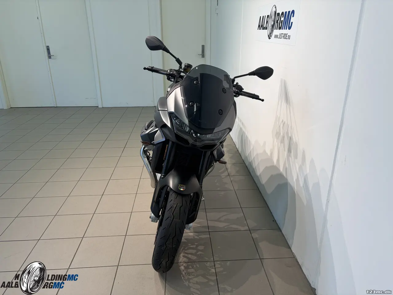 Billede 7 - Moto Guzzi V100 Mandello GRIGIO TITANIO