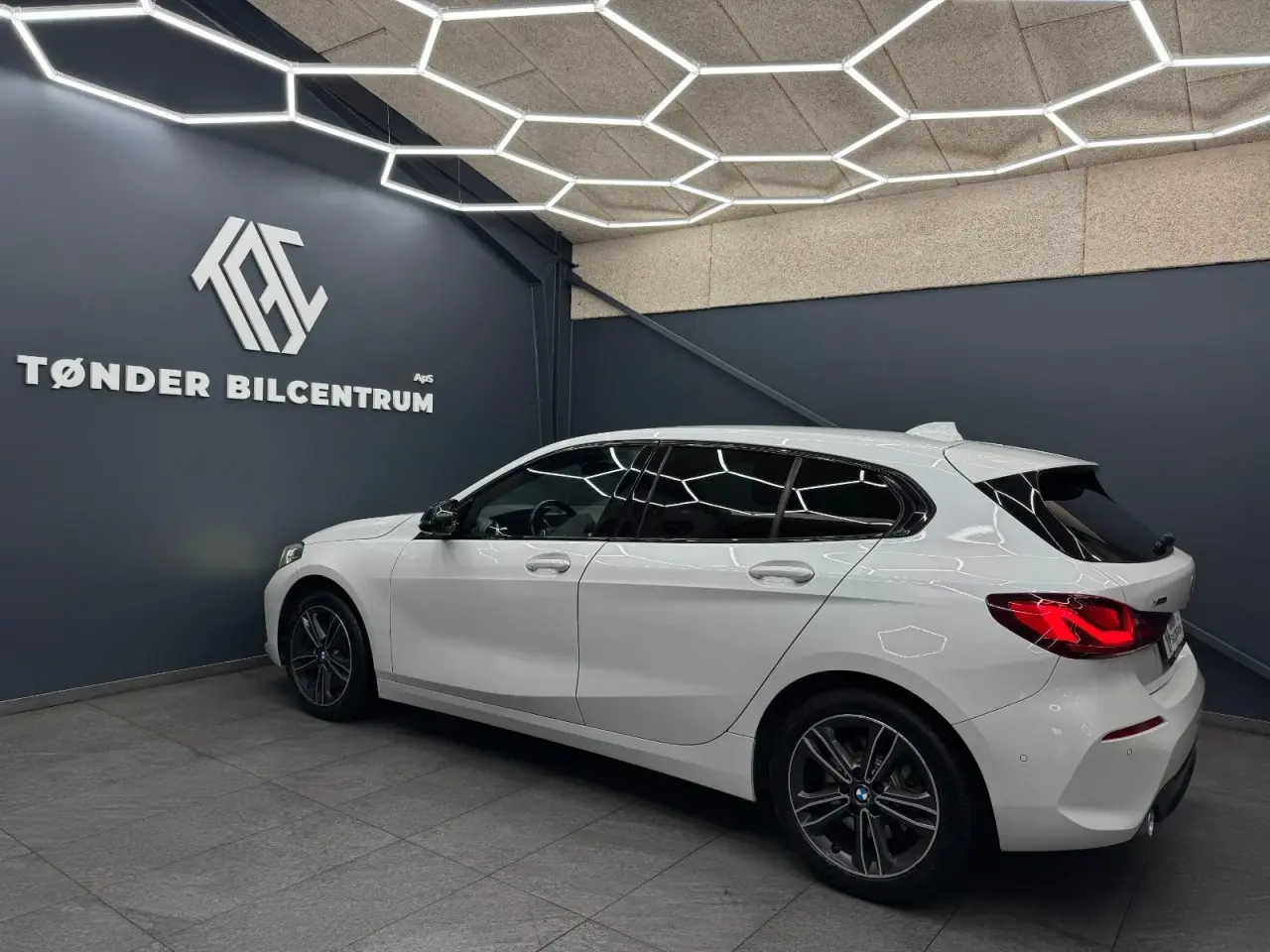 Billede 4 - BMW 120d 2,0 Sport Line xDrive aut.