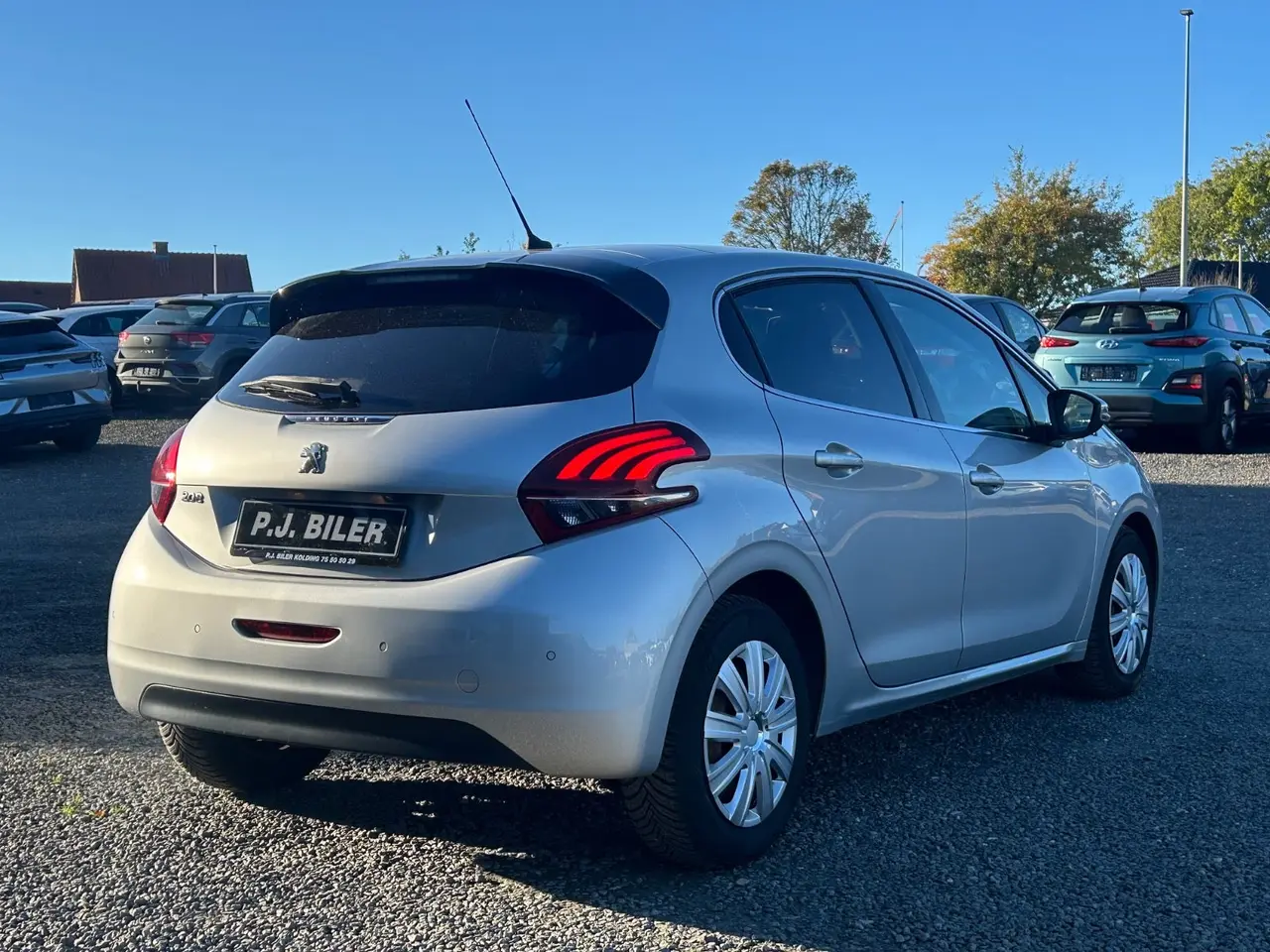 Billede 5 - Peugeot 208 1,6 BlueHDi 100 Allure Sky
