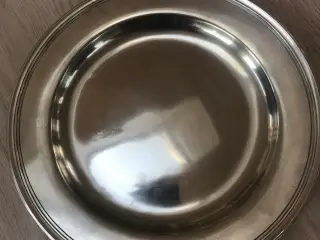 Just dækketalerken.