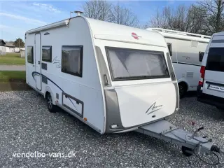 2012 - Bürstner Averso Comfort 460 TL Fin og velholdt tysk - kvalitetsvogn