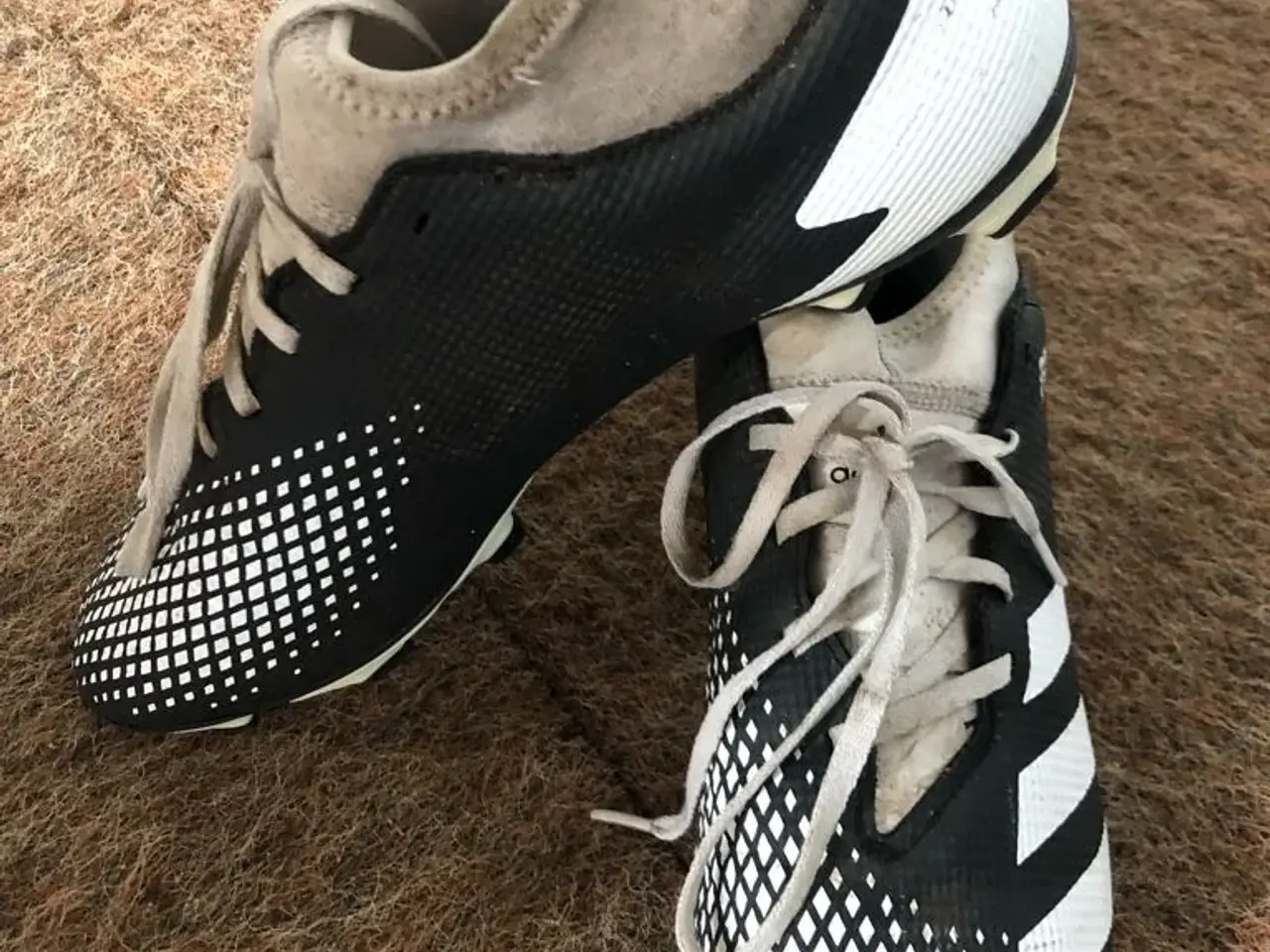Billede 2 - Adidas fodboldstøvler str 43 1/3