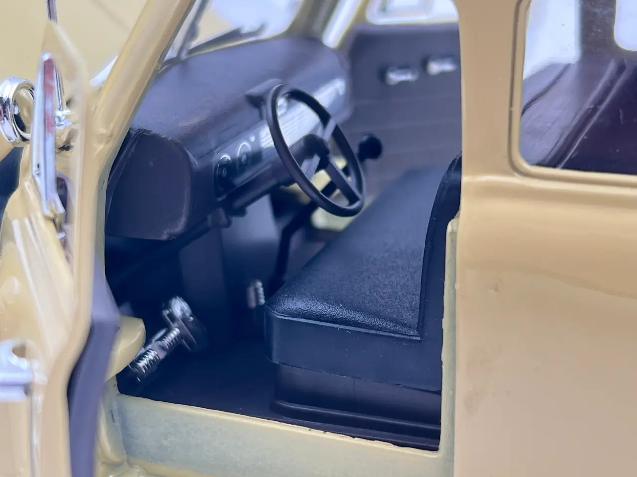 Billede 5 - 1950 Chevrolet Suburban 1:18  Flot og detaljeret