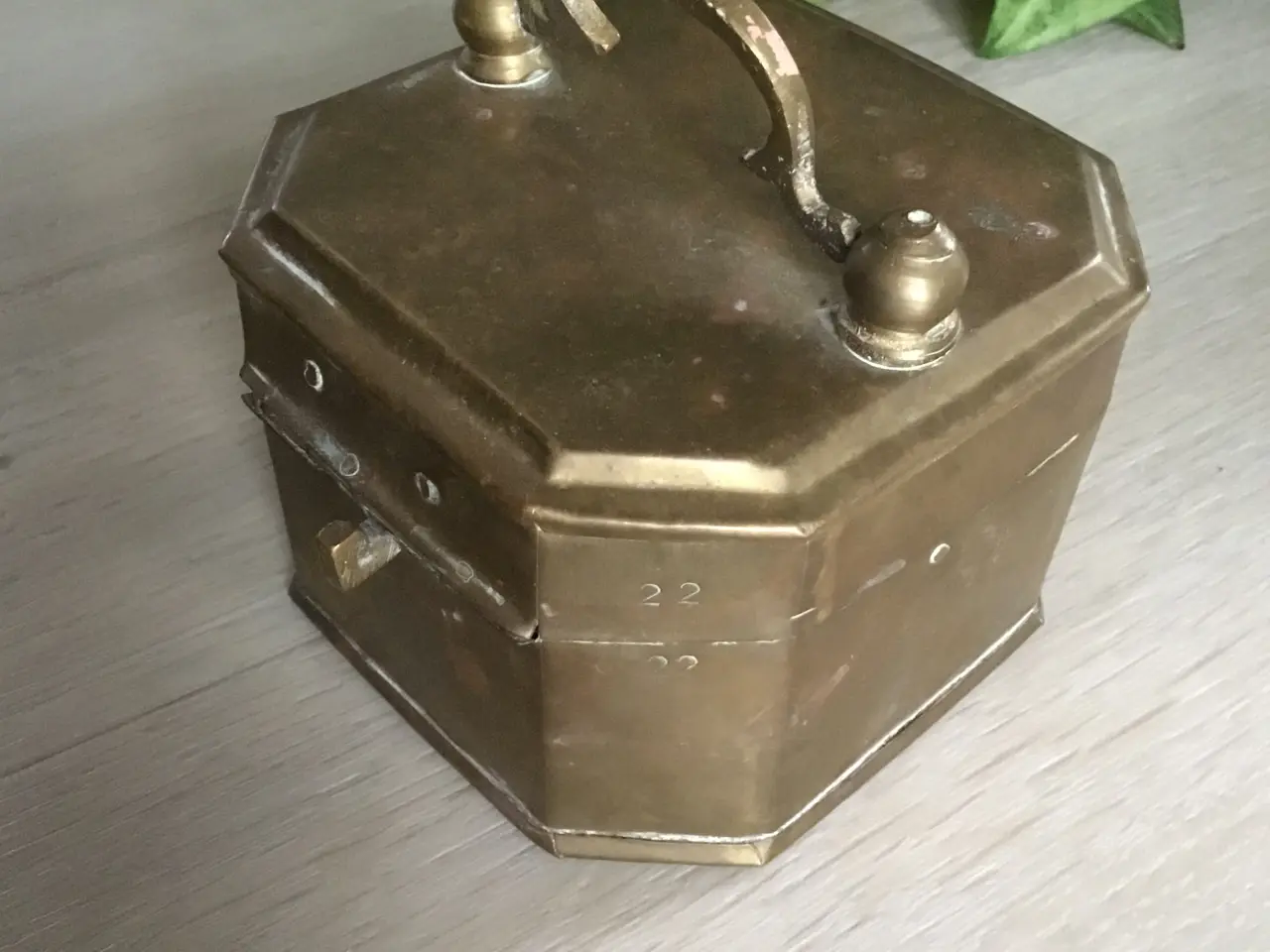 Billede 2 - Gammelt messing skrin
