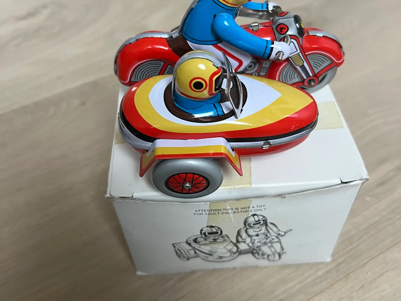 Billede 3 - Motorcykel med sidevogn i metal