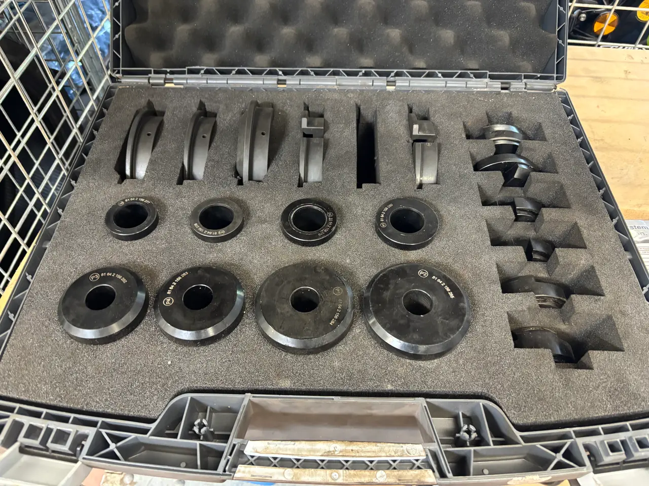 Billede 1 - Specialværktøj BMW 81 64 2 155 746