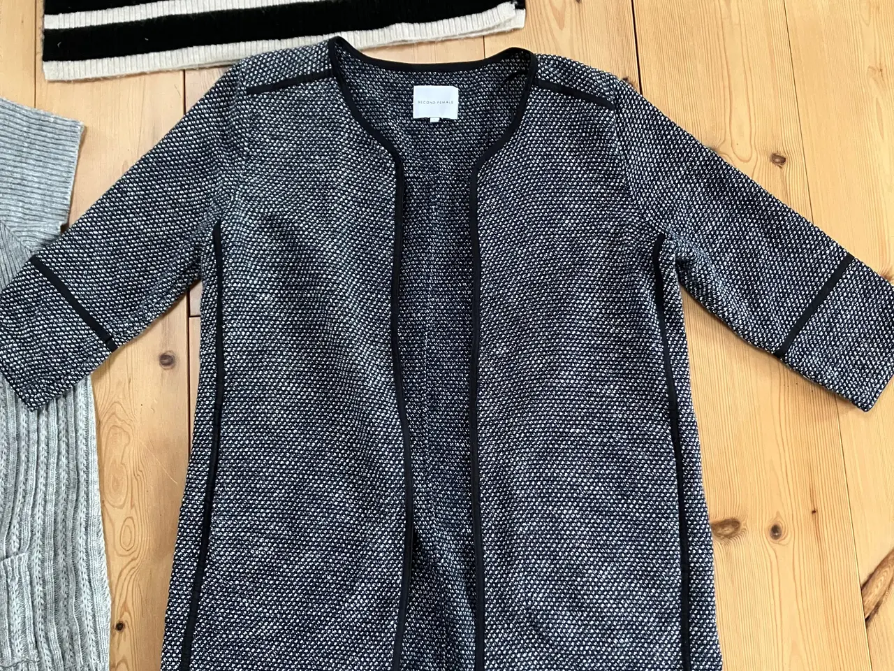 Billede 5 - 8 dele blandet str L / XL