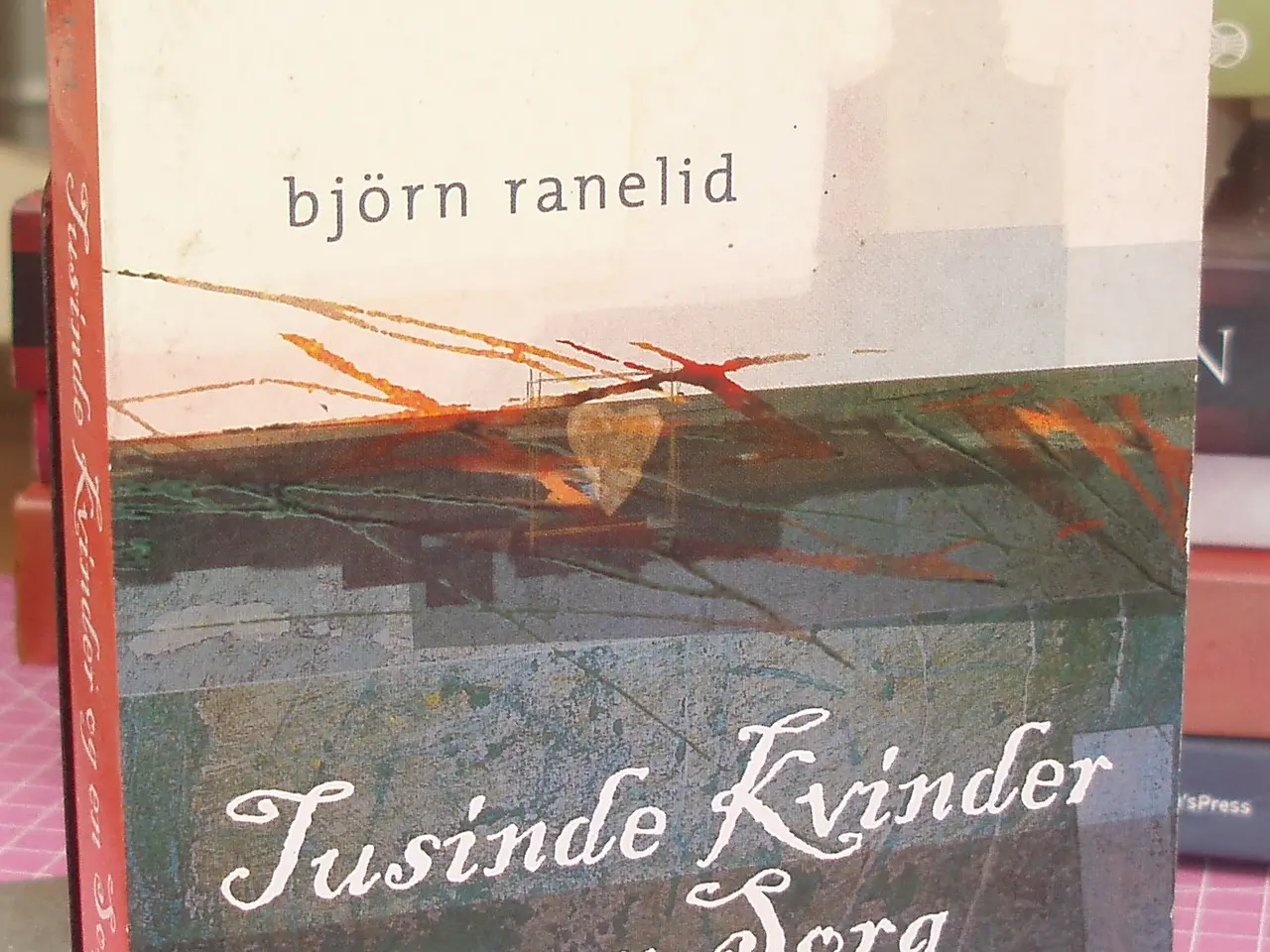 Billede 1 - Tusind kvinder og en sorg af Björn Ranelid