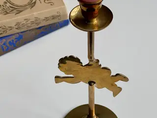 Englestage, messing
