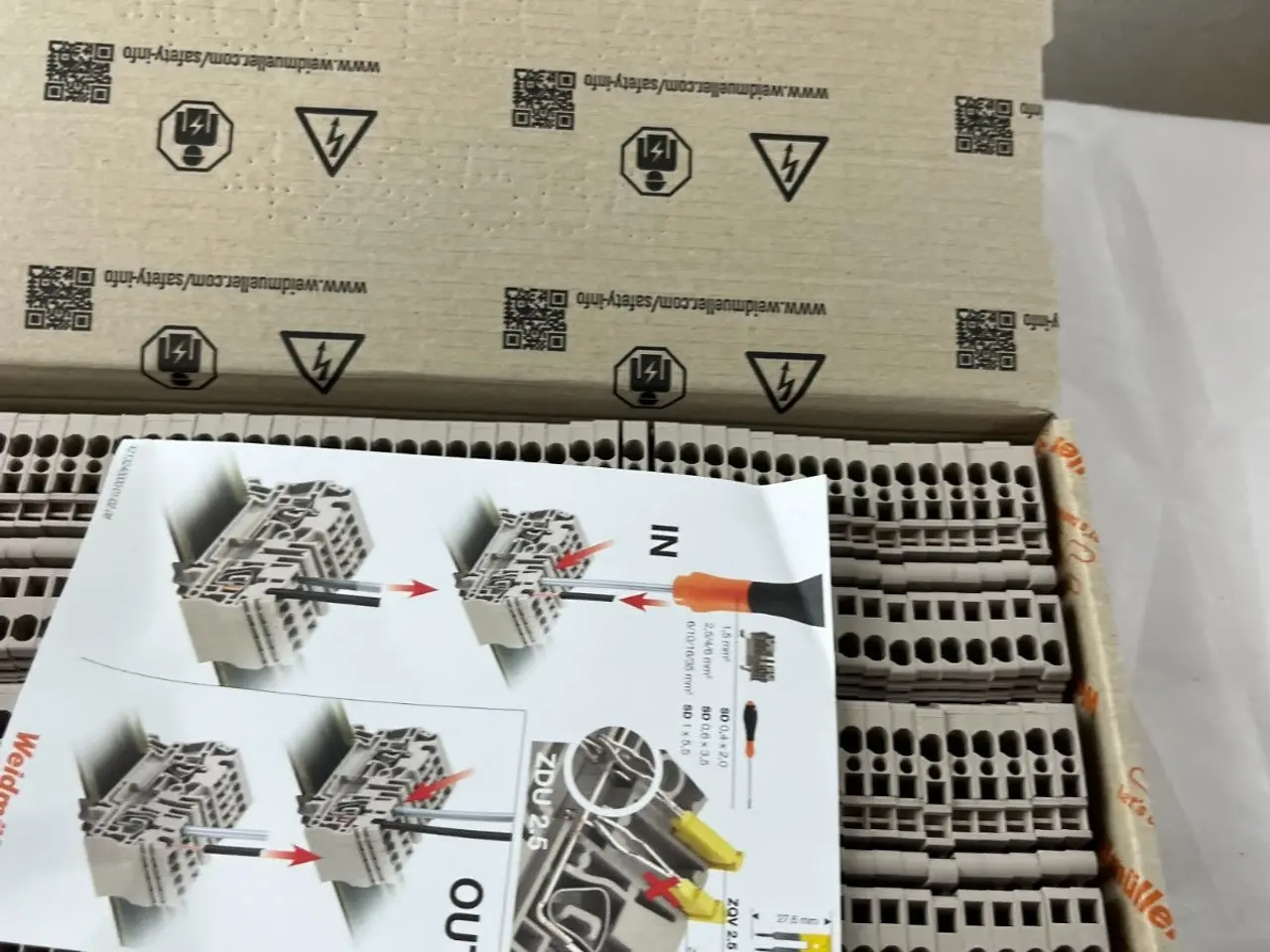 Billede 9 - Weidmuller ZDU 2.5 Terminal Block Box 100pcs 600V