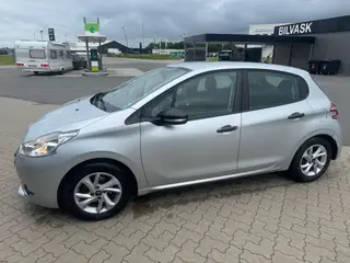 Peugeot 208 1,0VTi 5dørs Nysynet Årg 2013
