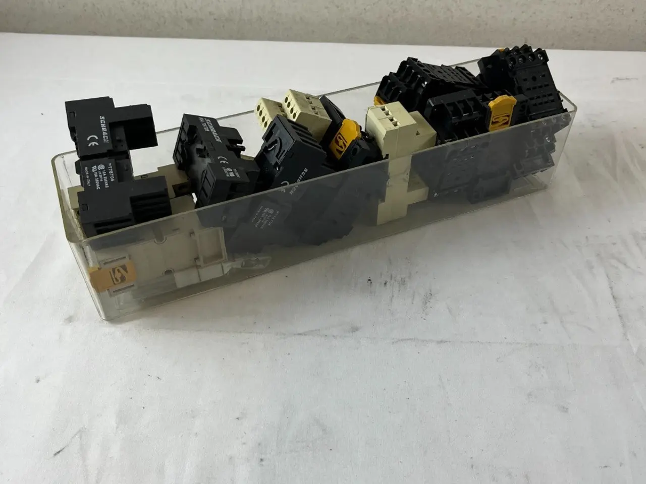 Billede 2 - Schrack PT78704 RA78728 relæ Socket parti DIN Rail