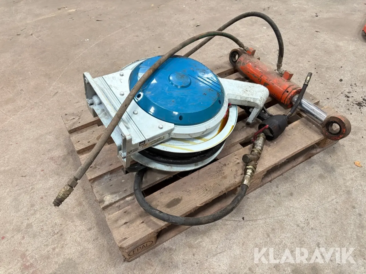 Billede 1 - Slangeopruller til hydraulik olie Nederman - 1 styk