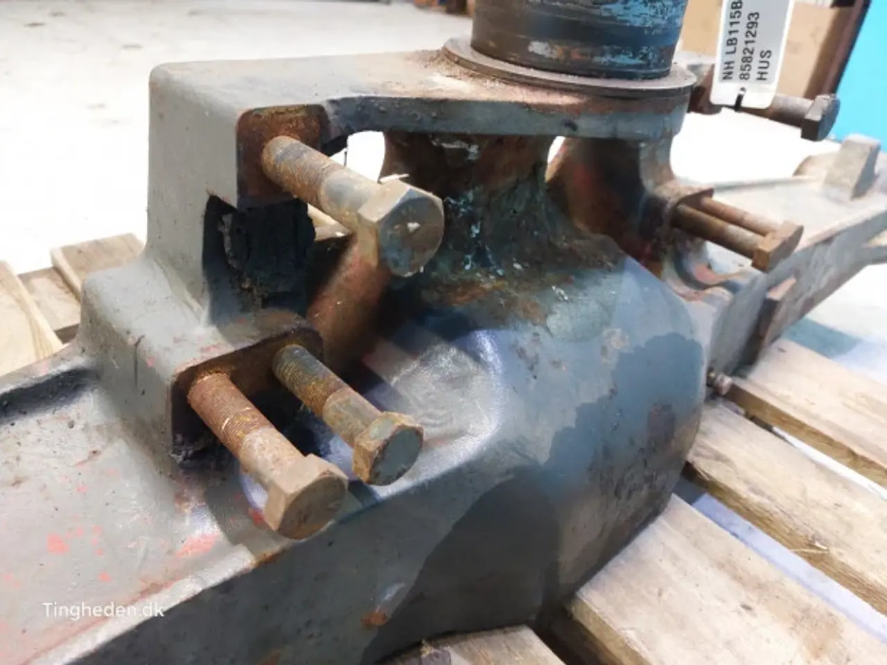 Billede 15 - New Holland LB115B Foraksel Hus 85821293