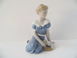 Royal Copenhagen Kvindefigurer - 1000,00 kr/stk.