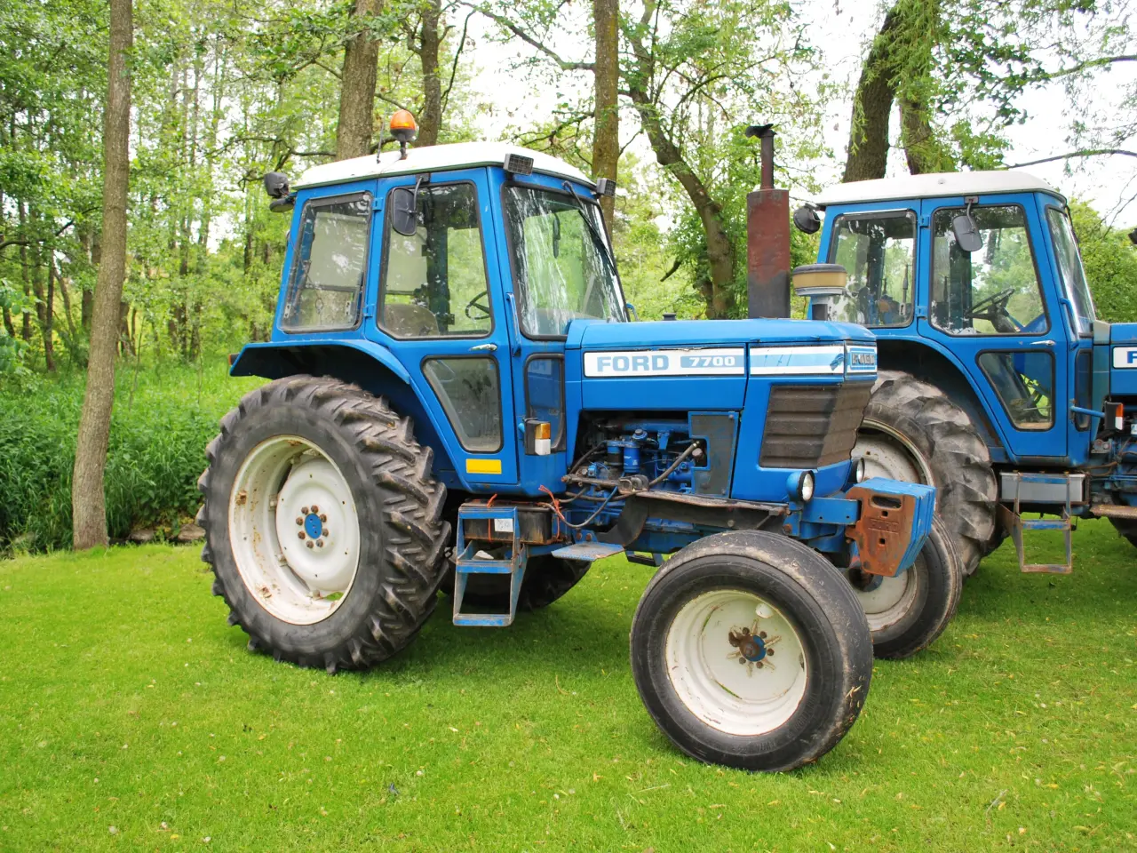 Billede 2 - Ford Traktor Købes kontant