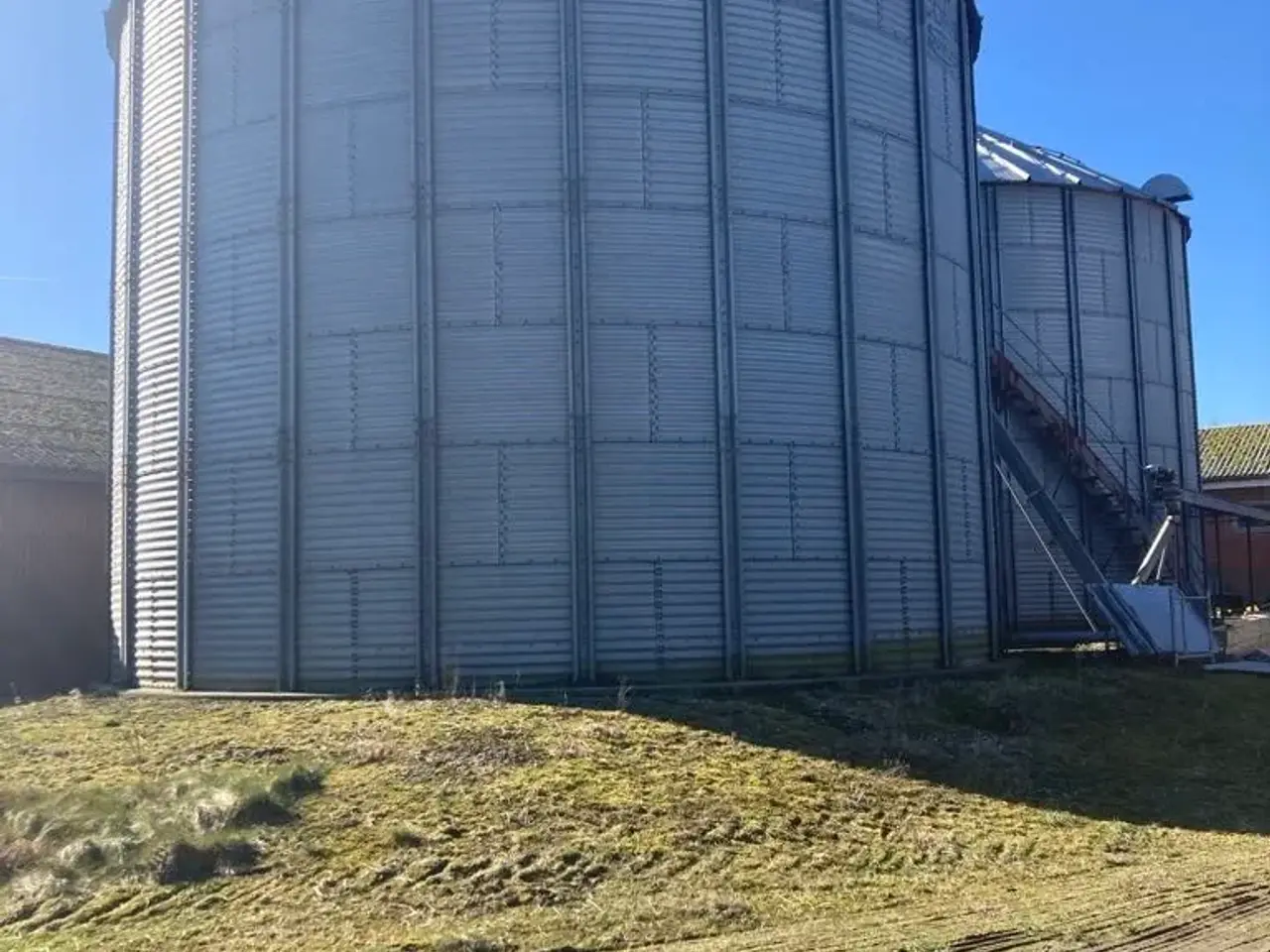 Billede 2 - 2 Stk Dan-Corn Stålsiloer sælges