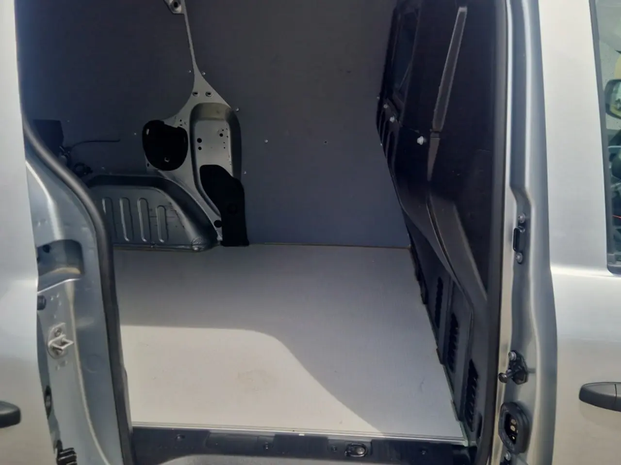 Billede 9 - Renault Express 1,5 dCi 95 Tekno
