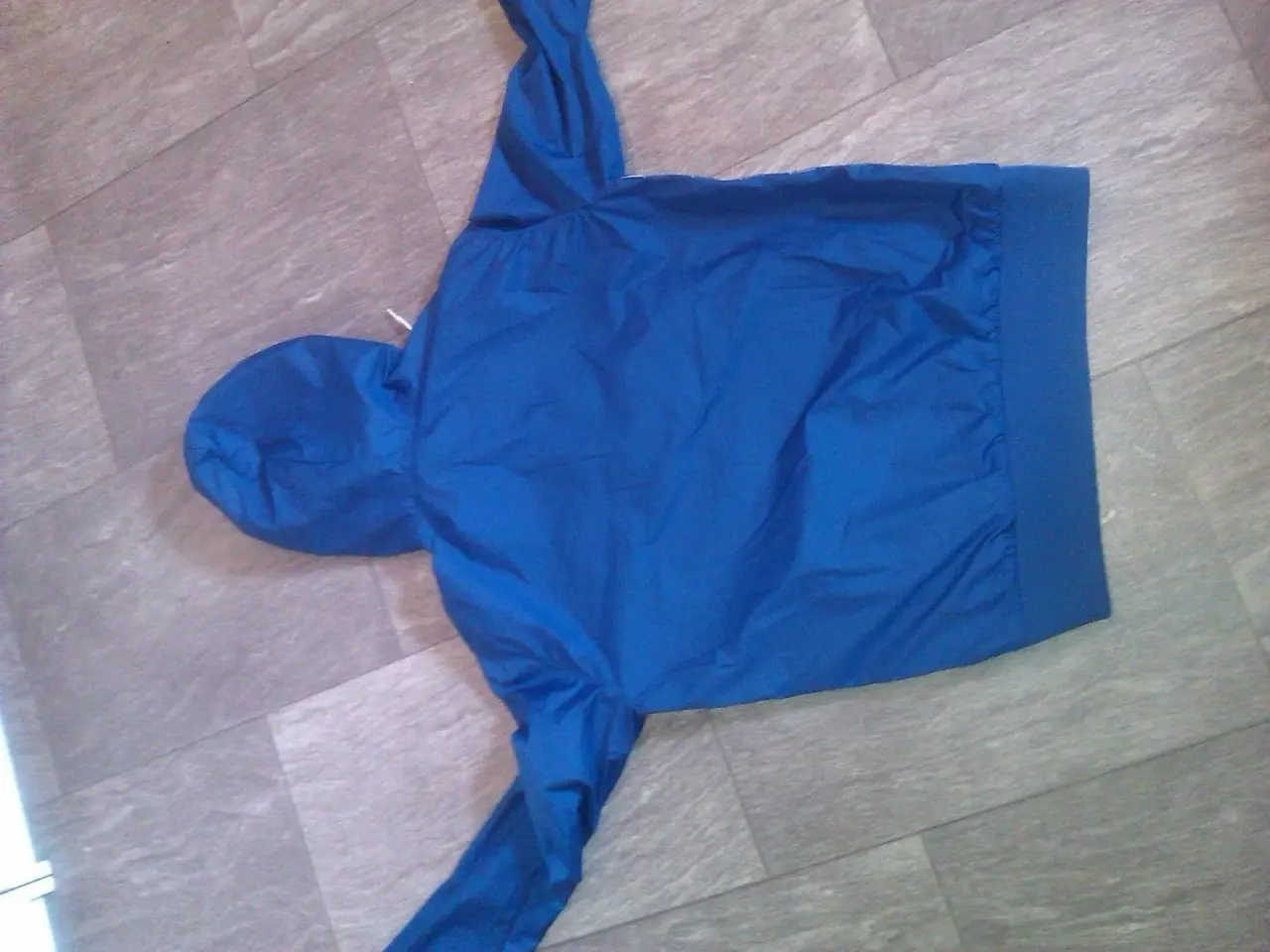 Billede 2 - HELT NY Hummel anorak str. M 
