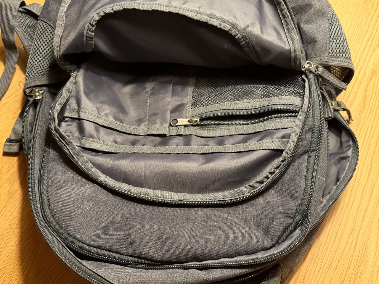 Billede 5 - Travelite rygsæk/ skoletaske 22L