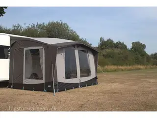 Telta Life 330 LIFE Passer til campingvogne og autocampere med en skinnehøjde på 235 - 280 cm 12999.00 kr