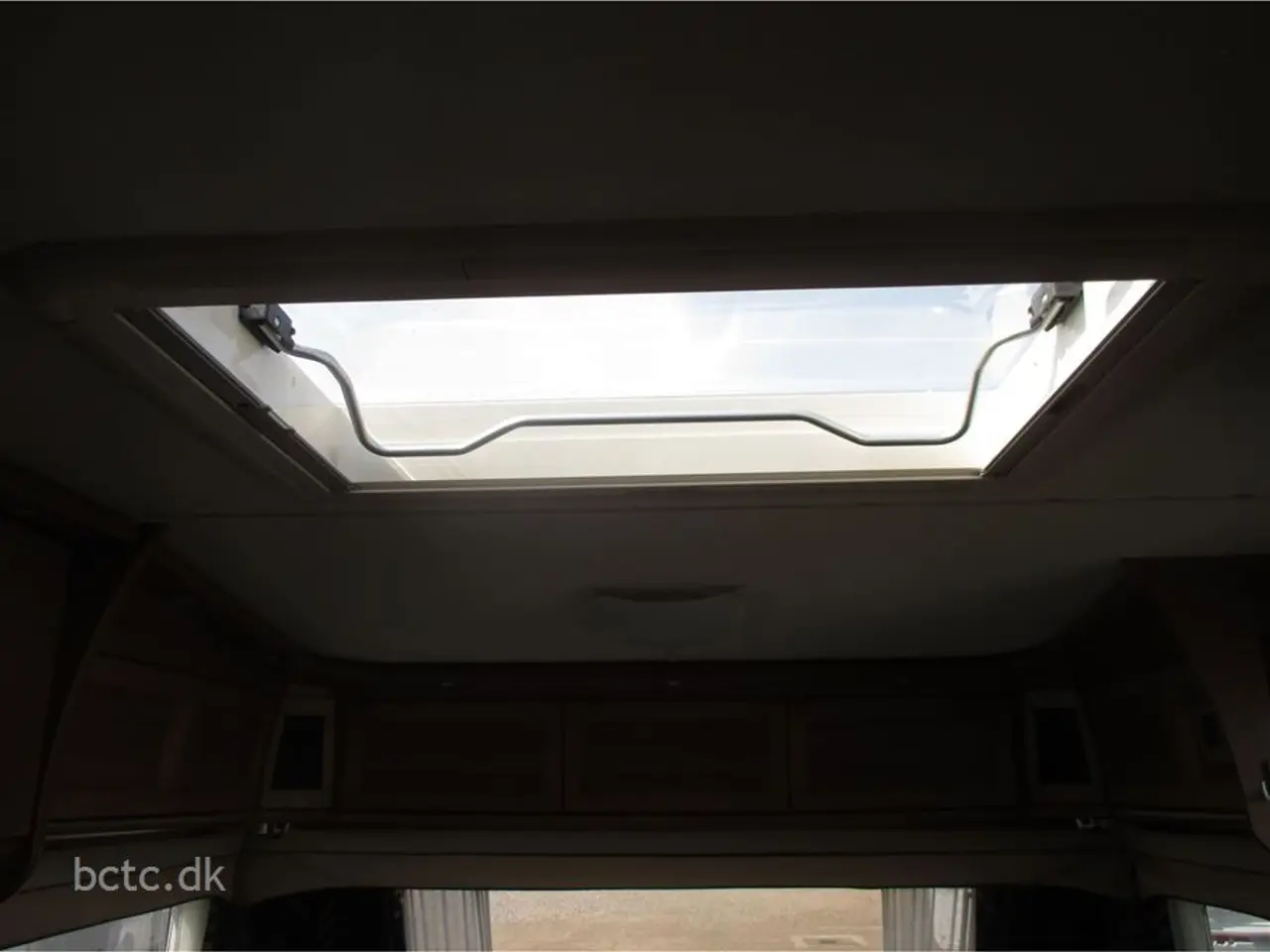 Billede 12 - 2011 - Kabe Royal 520 XL KS