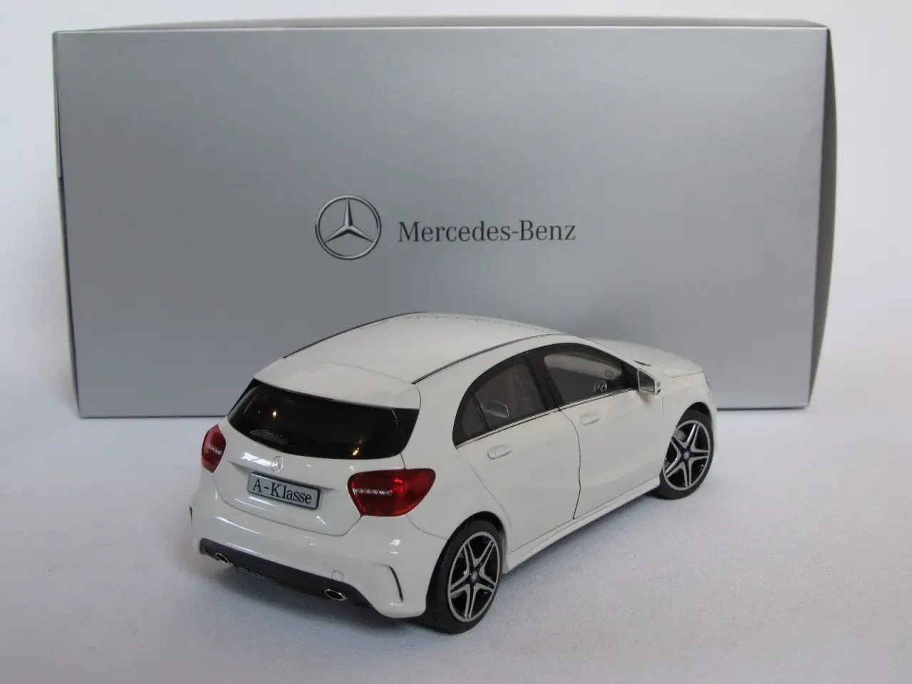 Billede 4 - 2013 Mercedes A-Klasse AMG 1:18 Type W176